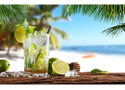 Summer drink on beach (14)