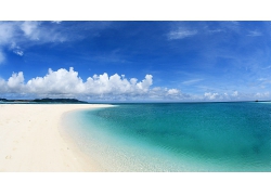 美丽海滩沙滩蔚蓝天空海水景观美丽风景高清图片